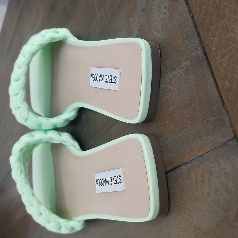 Steve Madden Slides - Picture 3 of 6